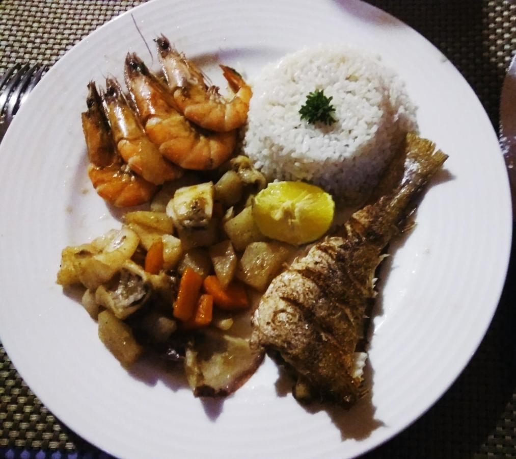 Chez medzo et patou Hotel Popenguine Kültér fotó
