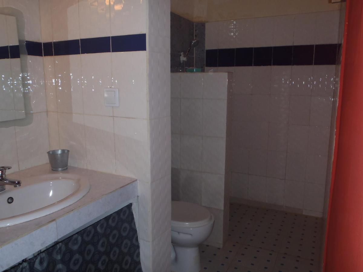 Chez medzo et patou Hotel Popenguine Kültér fotó
