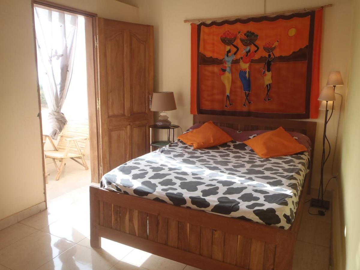 Chez medzo et patou Hotel Popenguine Kültér fotó